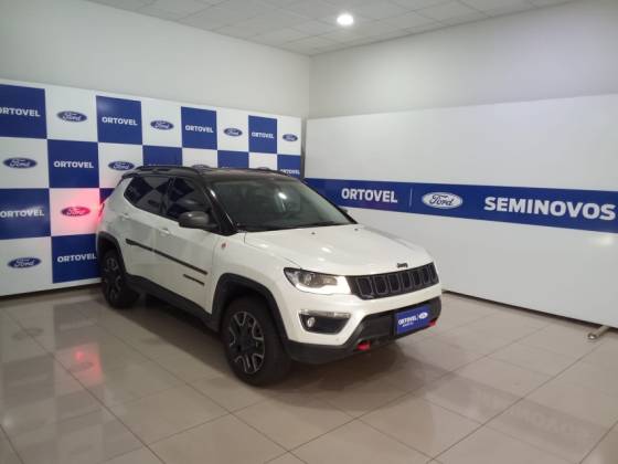 JEEP COMPASS 2.0 16V DIESEL TRAILHAWK 4X4 AUTOMÁTICO JEEP COMPASS 2.0 16V DIESEL TRAILHAWK 4X4 AUTOMÁTICO